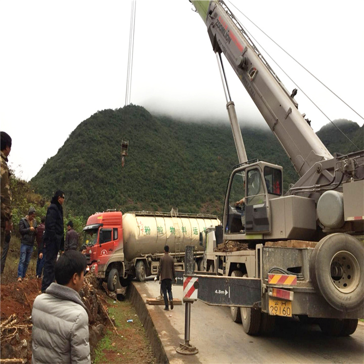 殷都吊车道路救援24小时